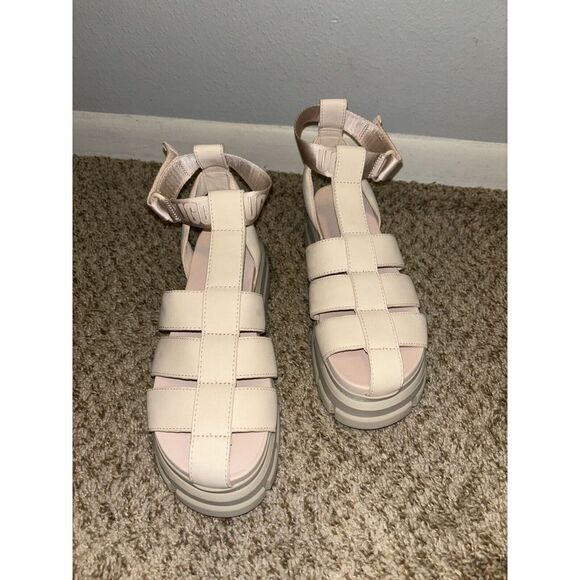 UGG ASHTON STRAPPY PLATFORM NUBUCK LEATHER SANDALS 10W /8M Cute‎ Goth Grunge Emo - Picture 2 of 10